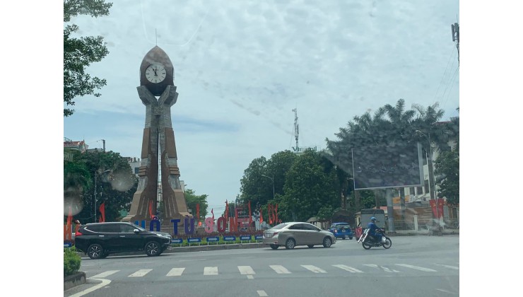 Còn duy nhất lô đất hoa hậu đường ô tô 7 chỗ sát dự án Đại đô thị nhà ở Phù Khê Hương Mạc rộng 35hecta giá chỉ nhỉnh 1 tỷ